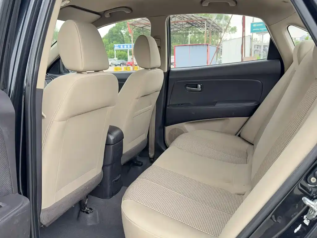 Hyundai Elantra 2014