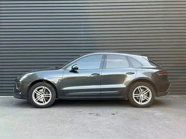 Porsche Macan 2024