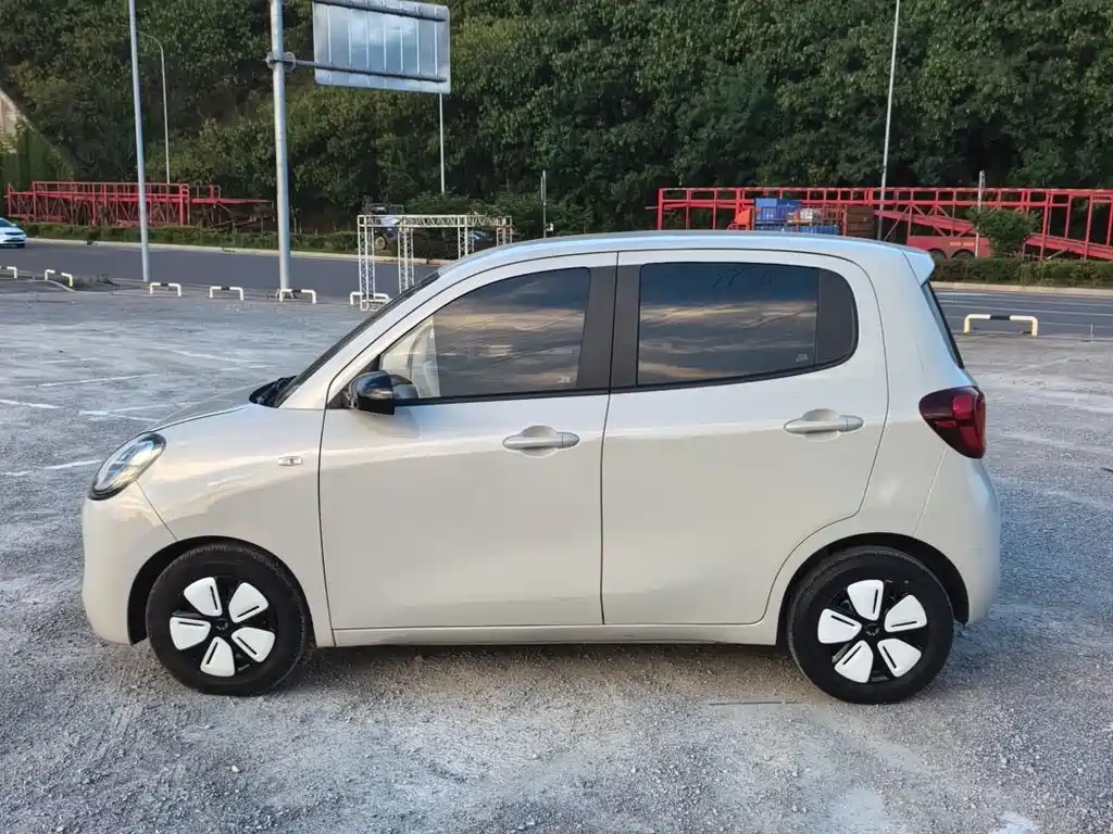 Wuling MINIEV 2025