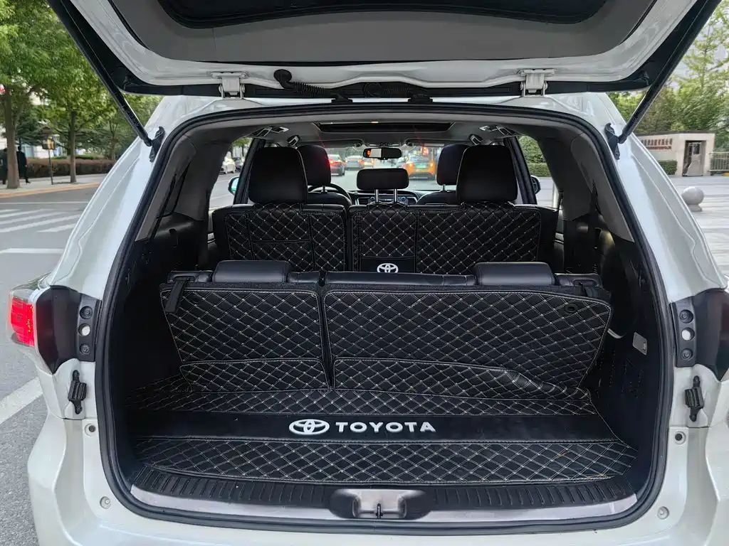 Toyota Highlander 2016 — фото 21