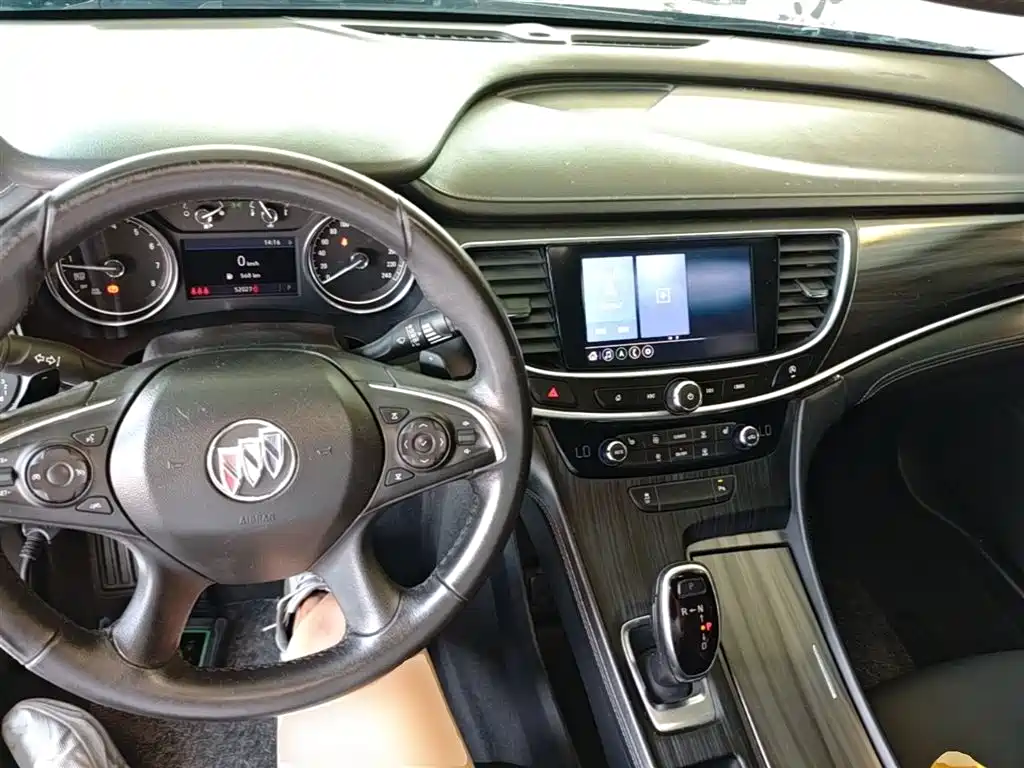 Buick LaCrosse 2021 — фото 10