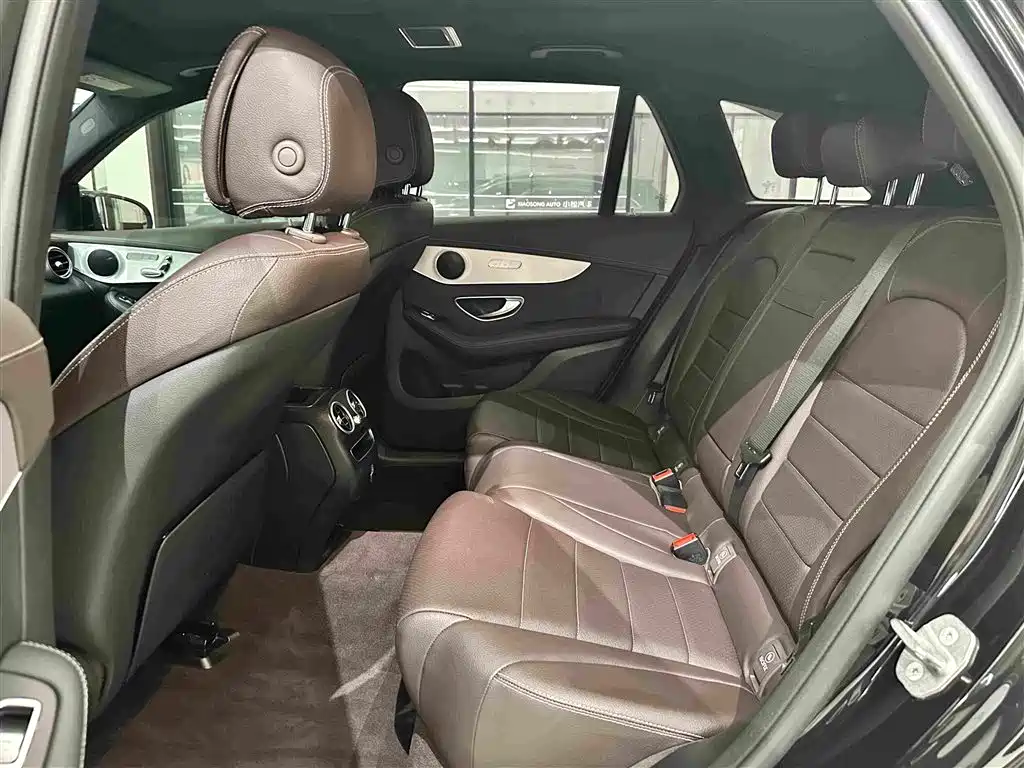 Mercedes-Benz GLC 2020 — фото 17