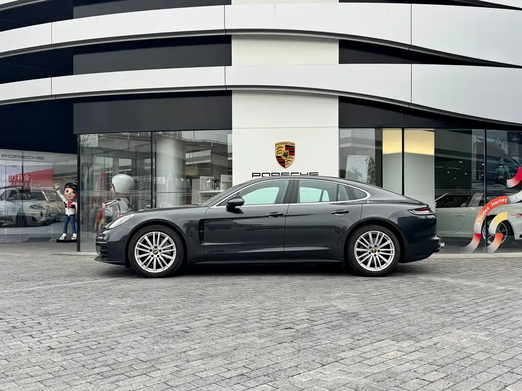 Porsche Panamera 2022 — фото 4