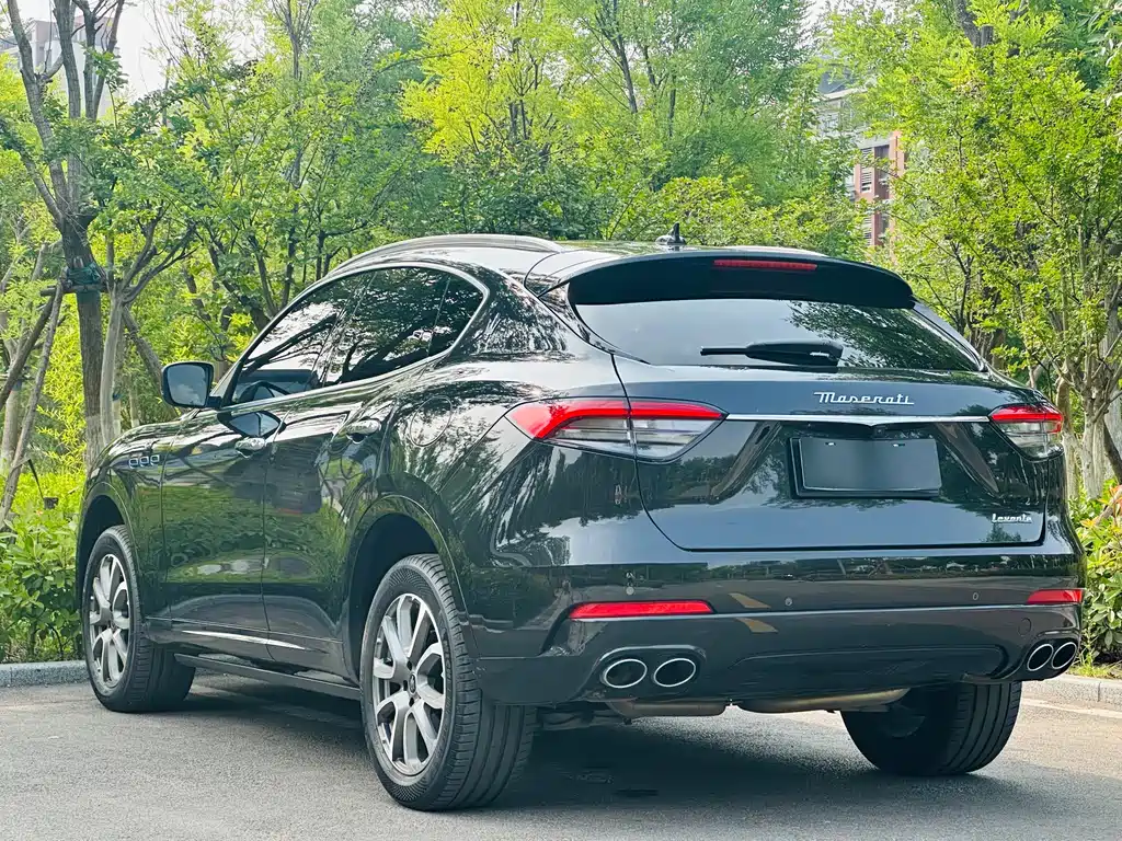 Maserati Levante 2022 — фото 14