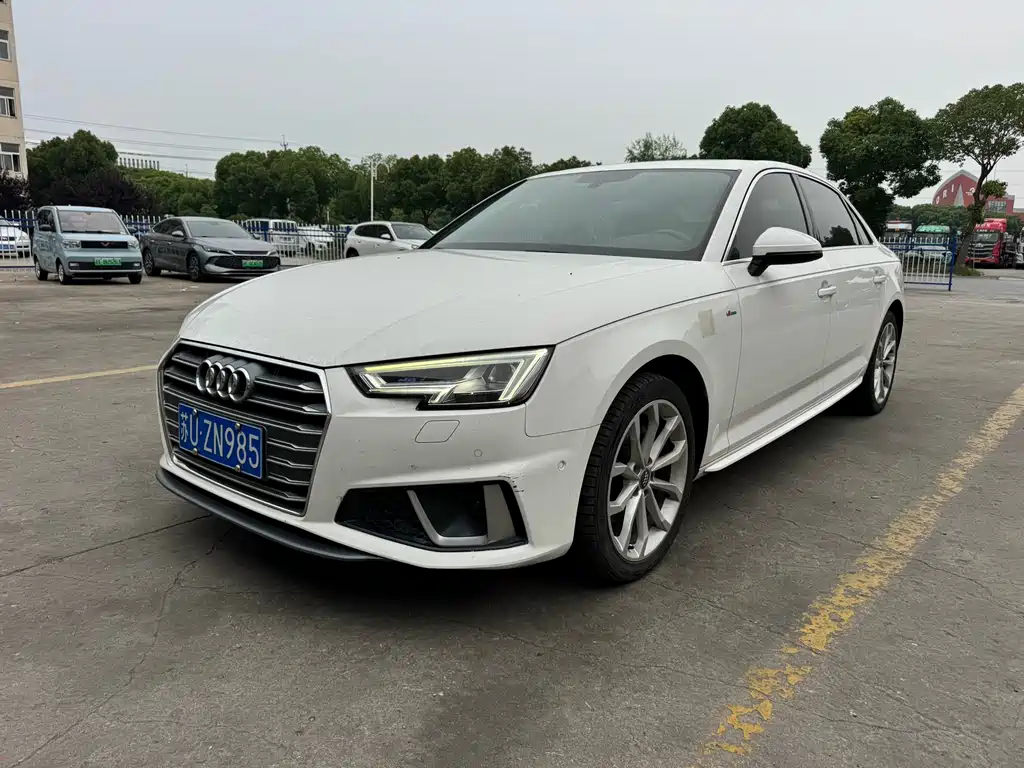 Audi A4L 2020 — фото 3