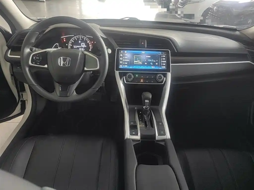 Honda Civic 2019 — фото 10