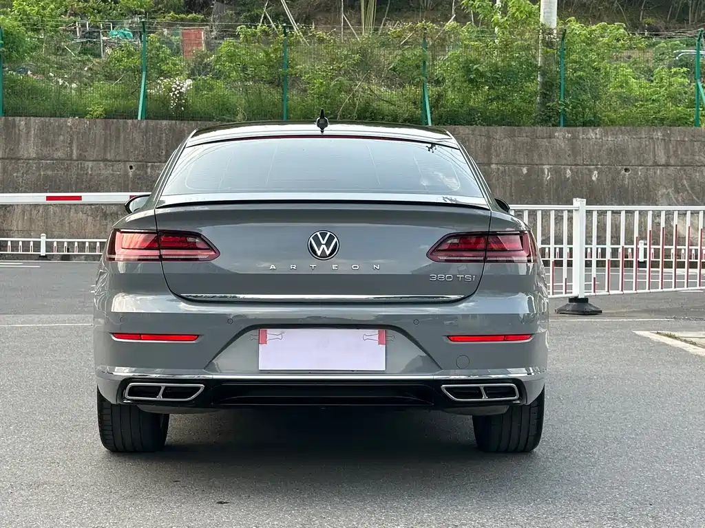 Volkswagen CC 2023 — фото 14