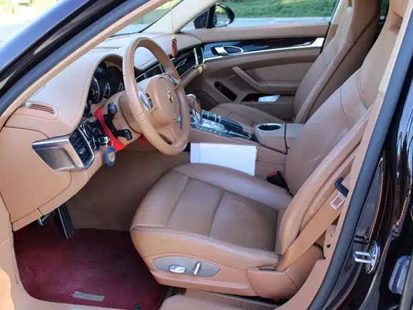 Porsche Panamera 2011