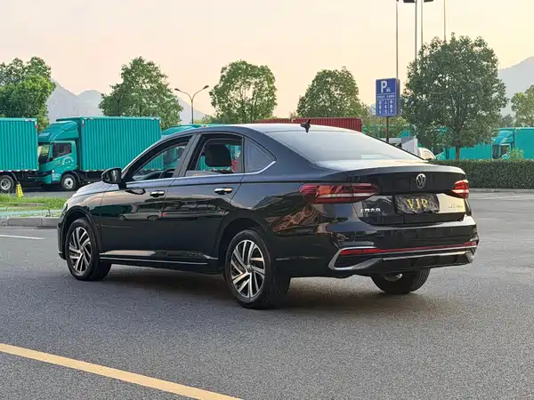 Volkswagen Lavida 2024