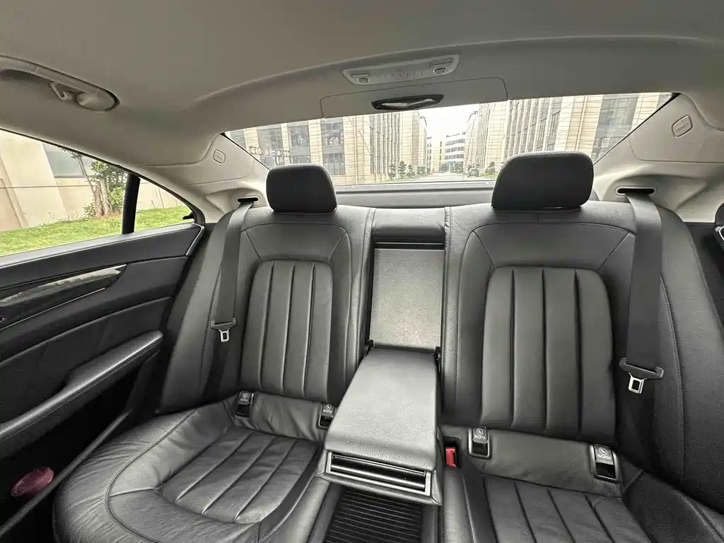 Mercedes-Benz CLS 2015 — фото 10