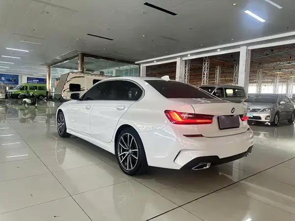 BMW 3 Series 2021