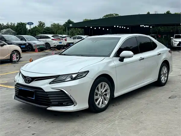 Toyota Camry 2021