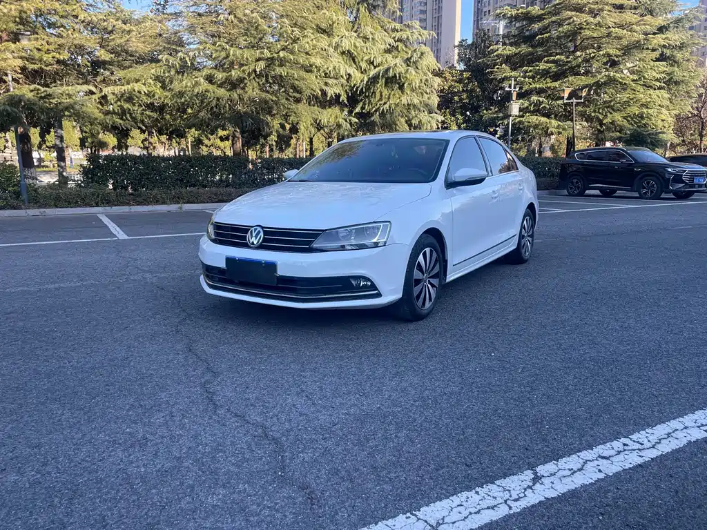 Volkswagen Sagitar 2017