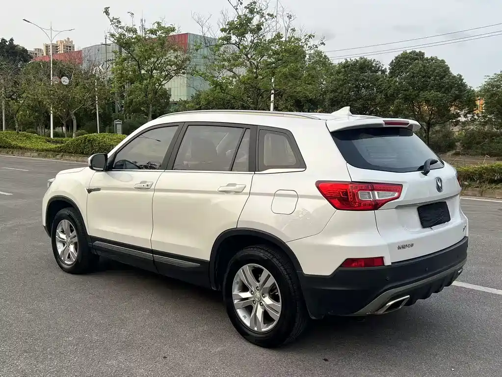 Changan CS75 2018 — фото 4
