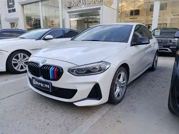 BMW 1 Series 2023