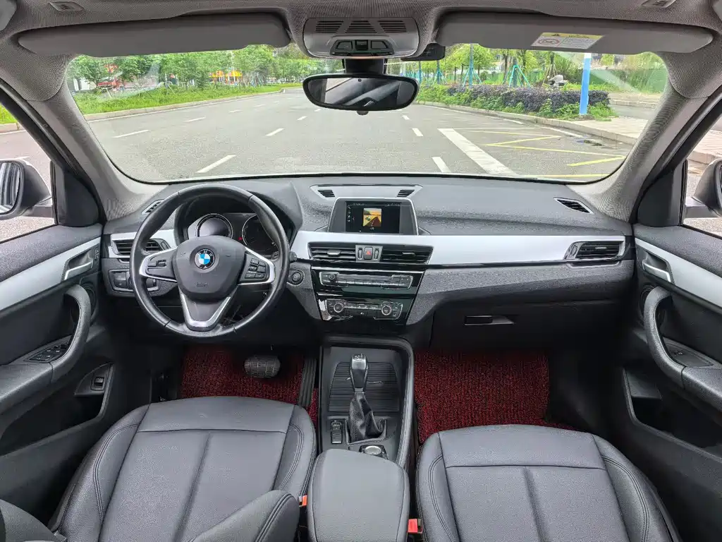 BMW X1 2018 — фото 4