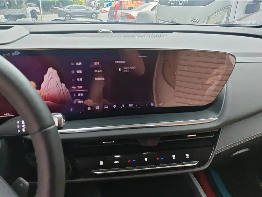 Buick Envision Plus 2025 — фото 13