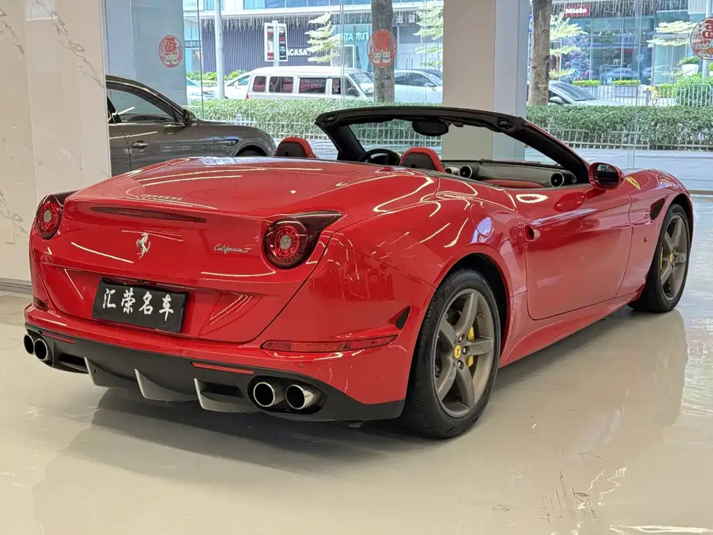 Ferrari California T 2015 — фото 10