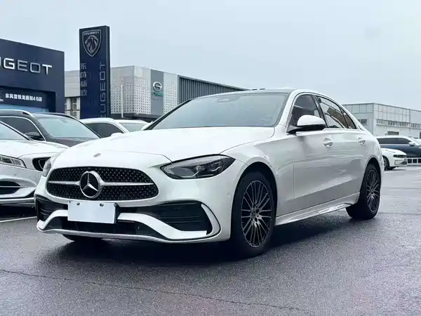 Mercedes-Benz C-Class 2022