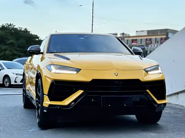 Lamborghini Urus 2023