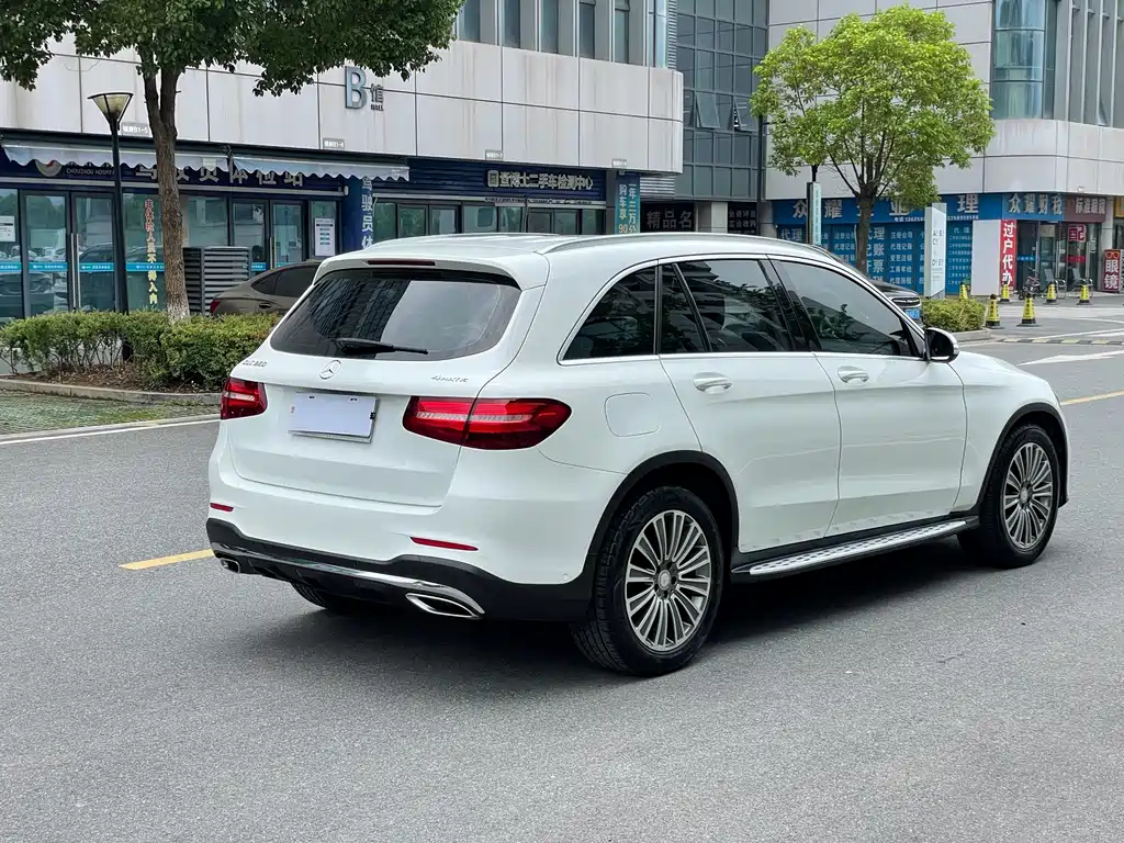 Mercedes-Benz GLC 2017 — фото 6