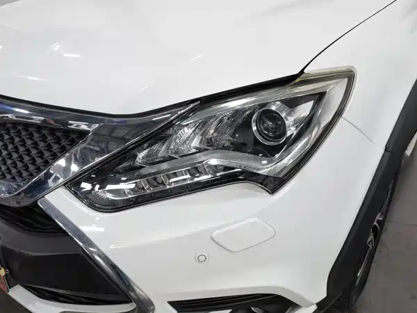 BYD Tang New Energy 2015