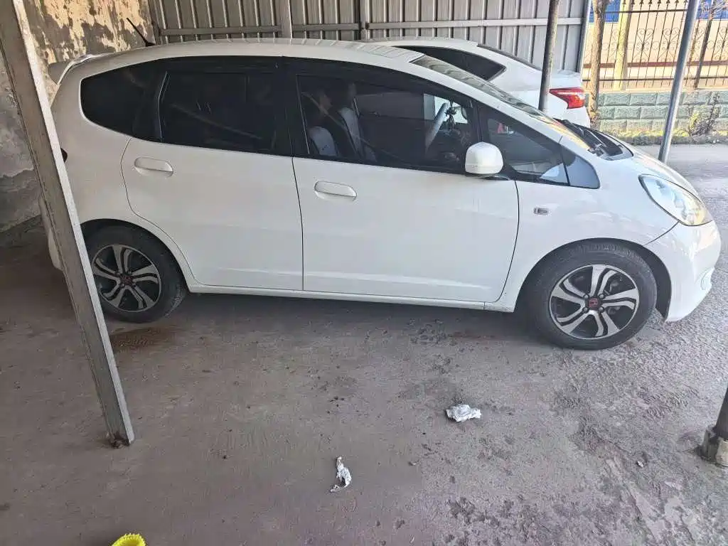 Honda Fit 2014 — фото 3
