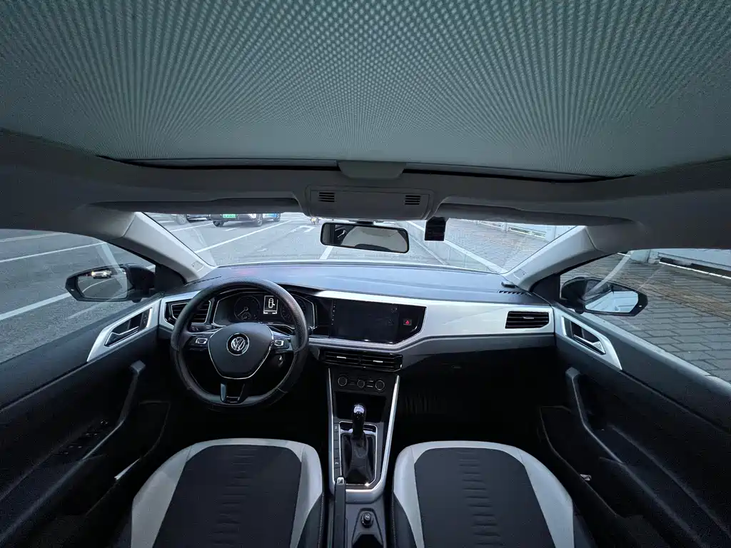 Volkswagen Polo 2021