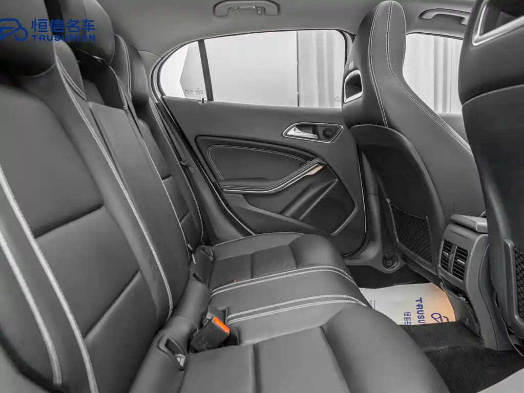 Mercedes-Benz GLA 2019 — фото 15