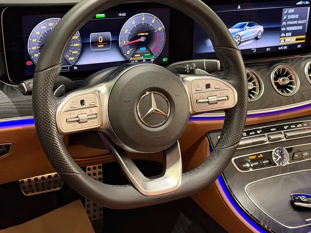 Mercedes-Benz E-Class 2021 — фото 11