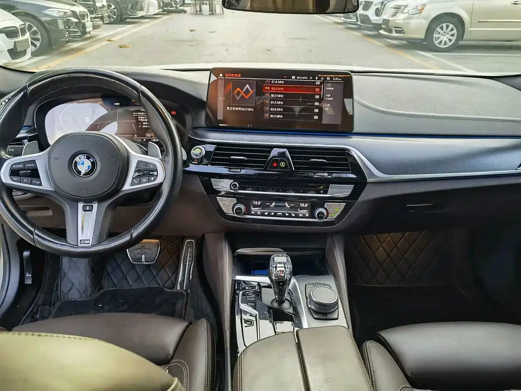 BMW 5 Series 2021