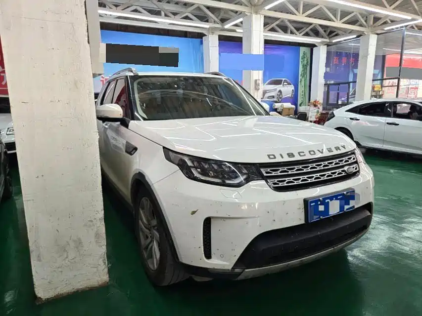 Land Rover Discovery 2018 — фото 2