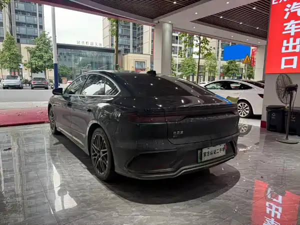 BYD Han 2025