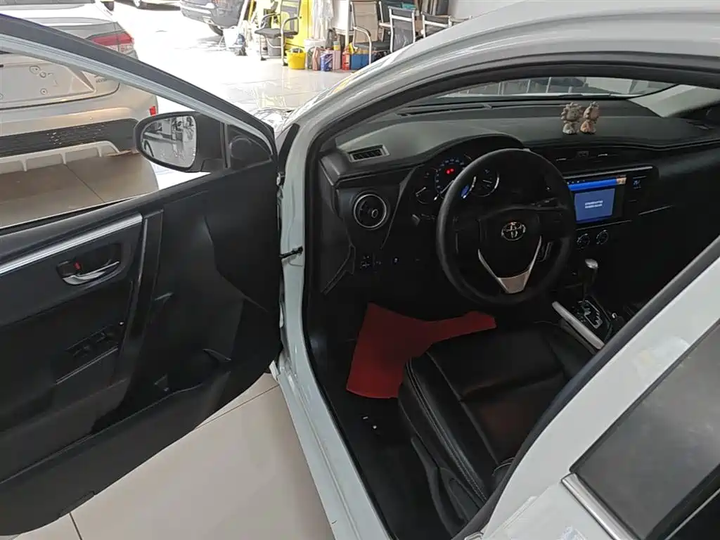 Toyota Corolla 2019 — фото 16
