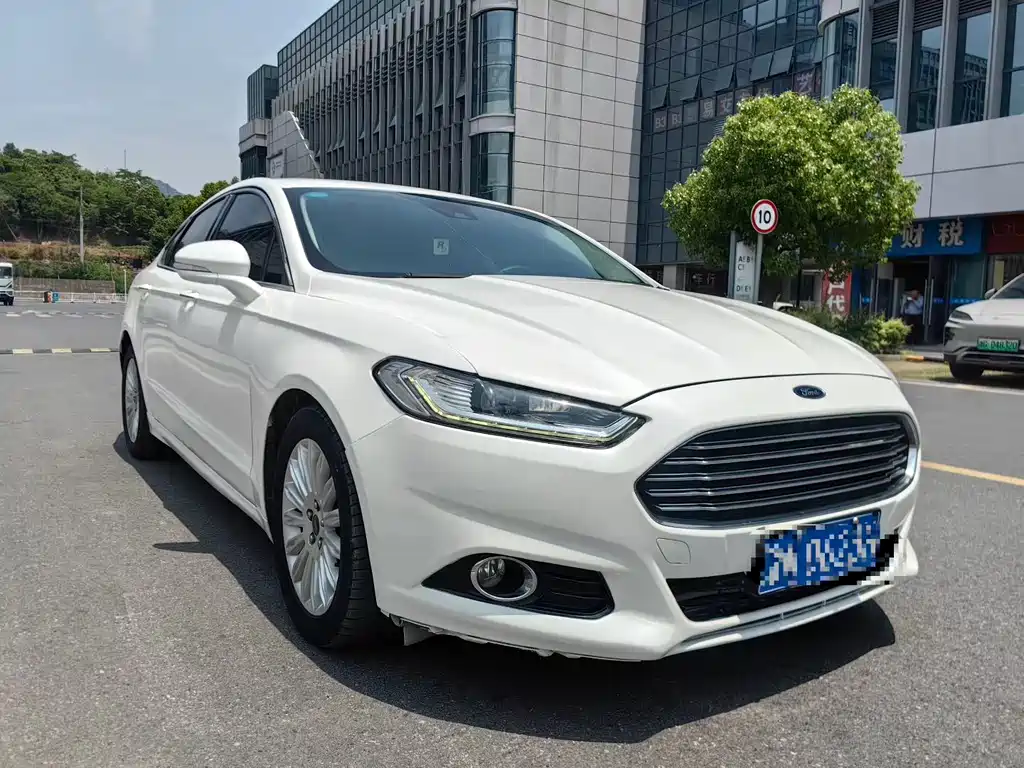 Ford Mondeo 2016 — фото 3