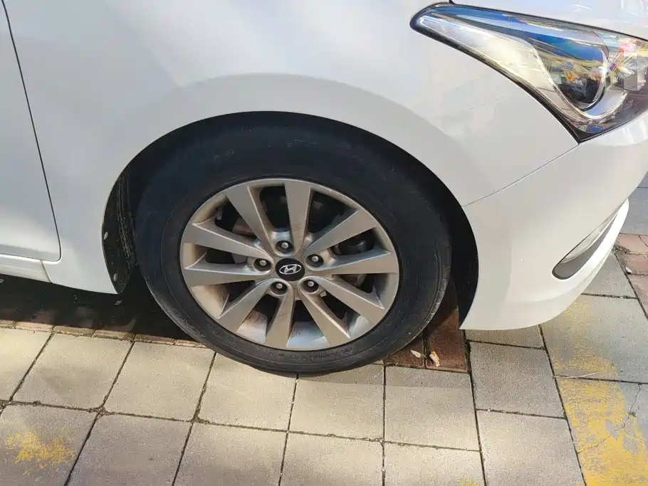 Hyundai Mistra 2015 — фото 6