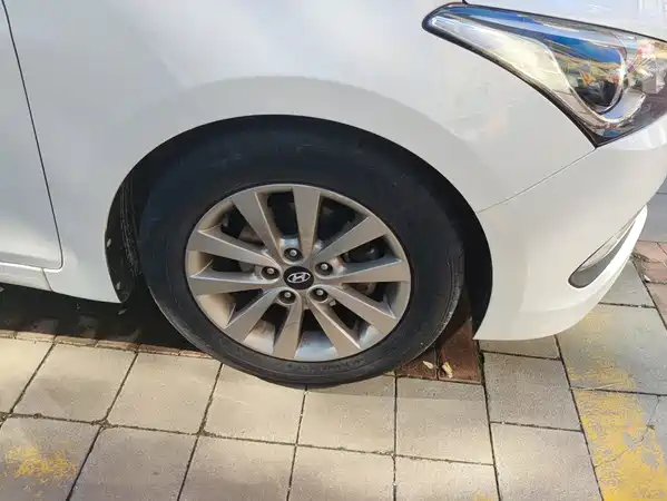 Hyundai Mistra 2015