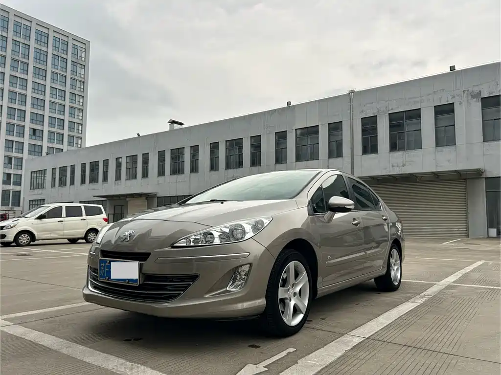 Peugeot 408 2013