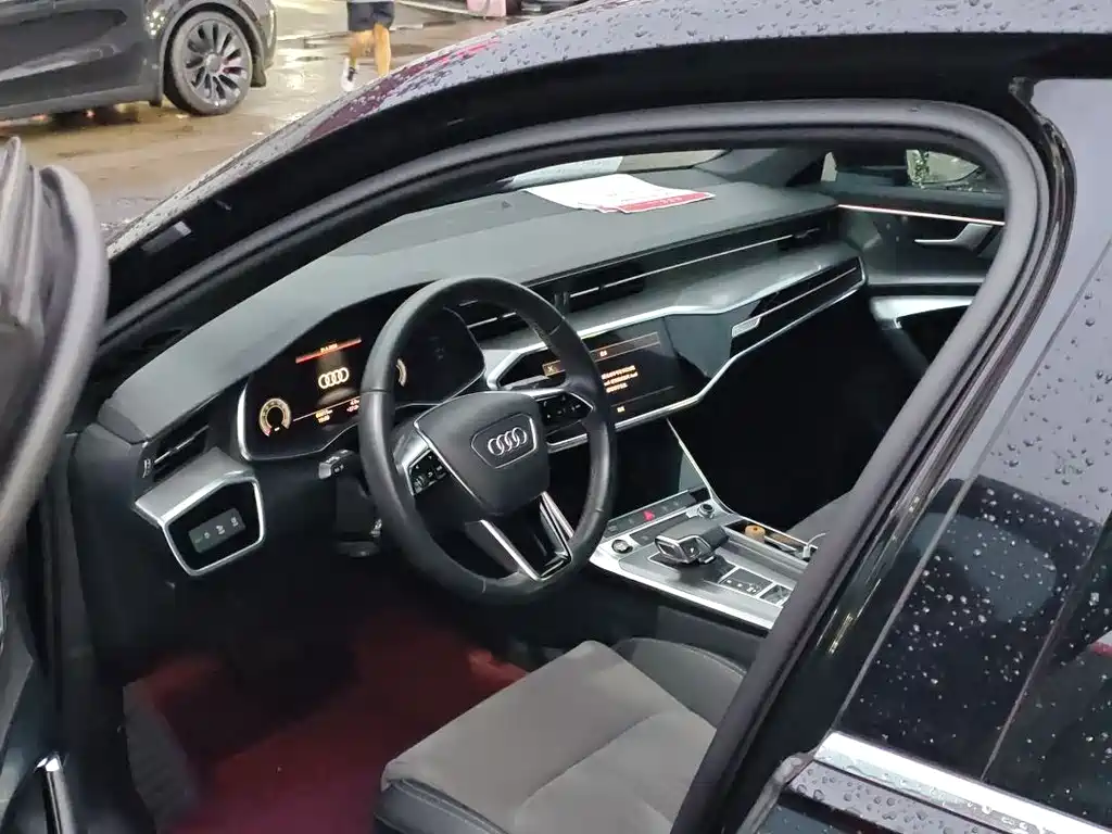 Audi A6L 2021