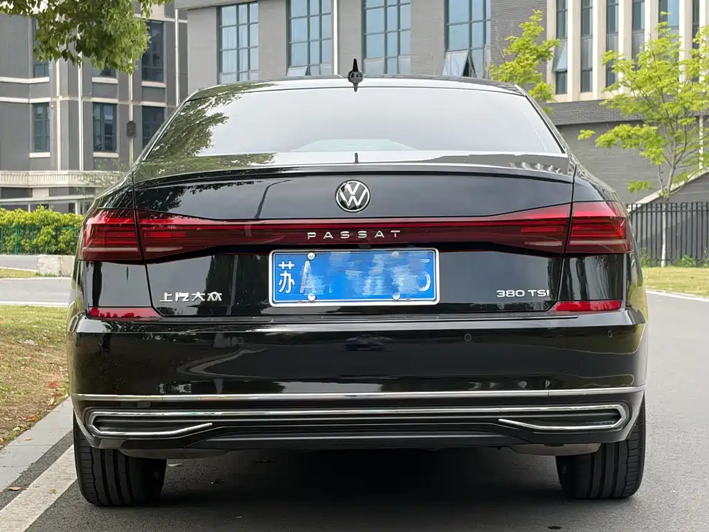 Volkswagen Passat 2025 — фото 3