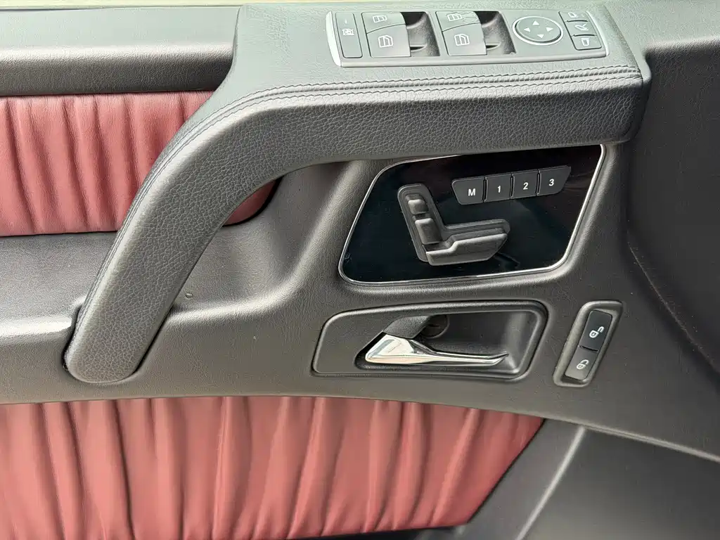 Mercedes-Benz G-Class AMG 2015 — фото 14