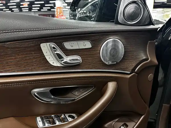 Mercedes-Benz E-Class 2021