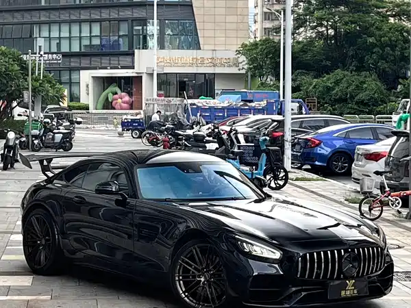 Mercedes-Benz AMG GT 2022