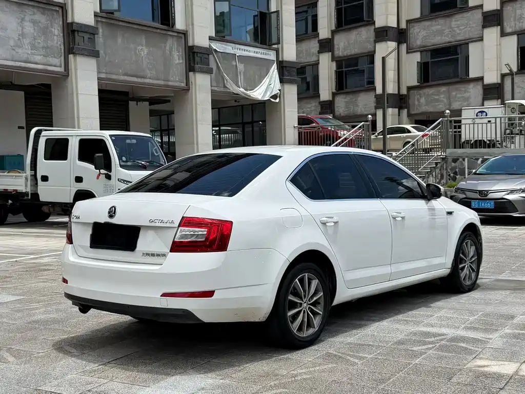 Skoda Octavia 2016