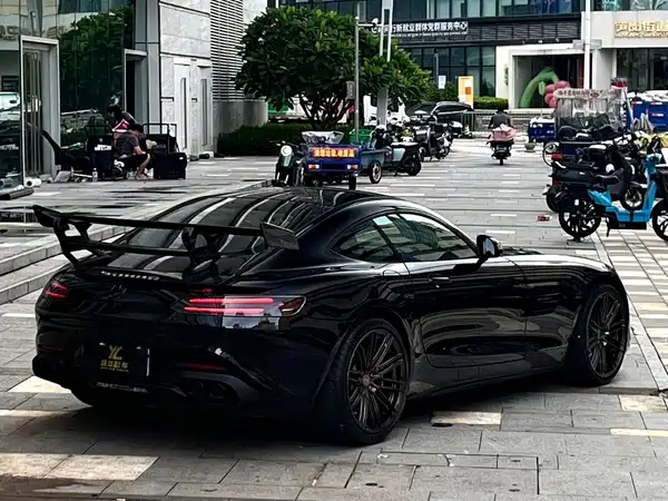 Mercedes-Benz AMG GT 2022