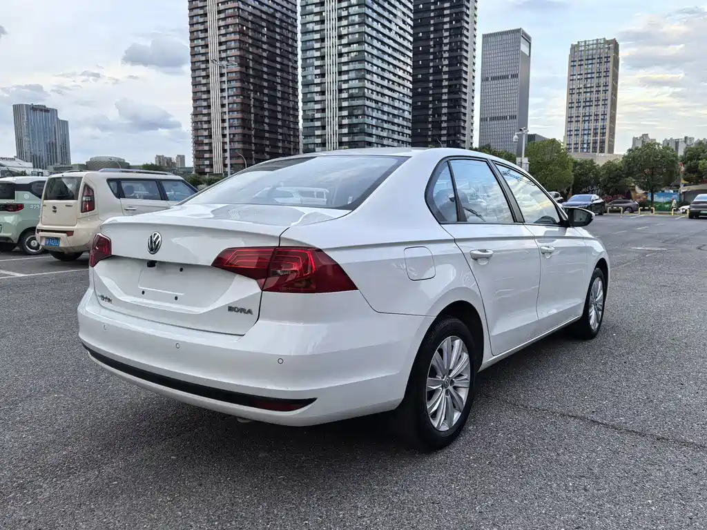 Volkswagen Bora 2022