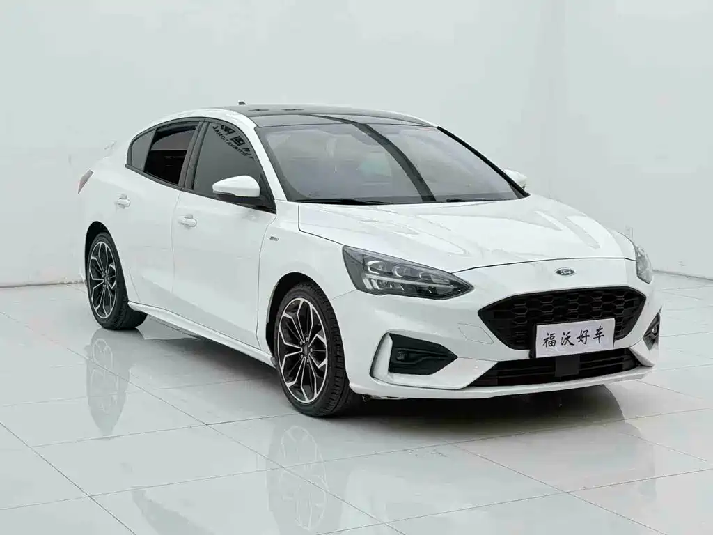 Ford Focus 2020 — фото 3