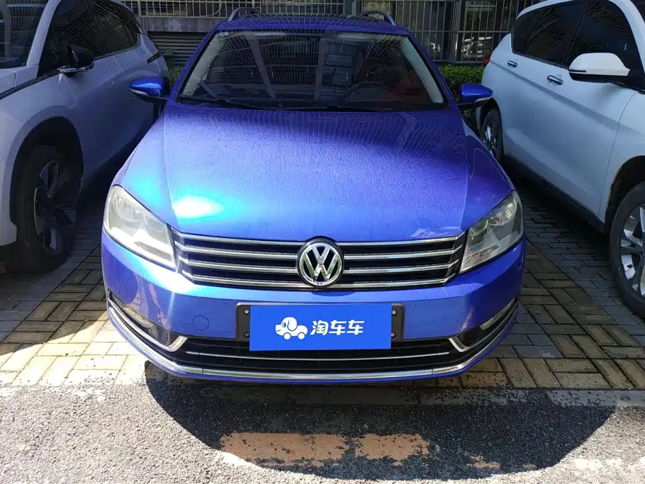 Volkswagen Magotan 2012