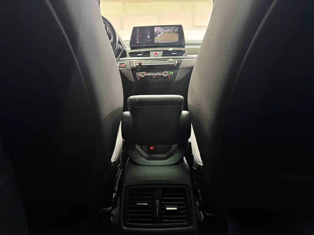BMW X1 2021 — фото 18