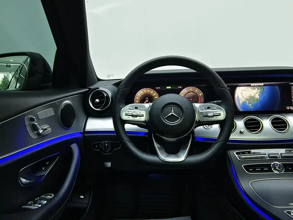 Mercedes-Benz E-Class 2019 — фото 7